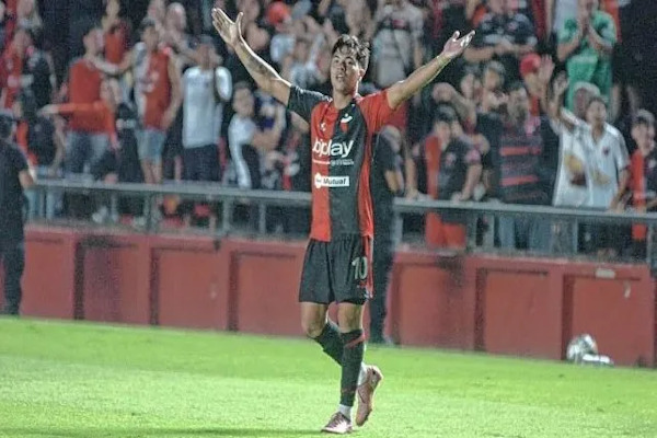 Colón acordó con Ignacio Lago para la renovación del contrato