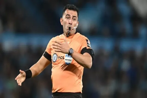 Unión-Independiente Rivadavia serán dirigidos por Lobo Medina