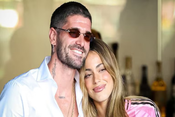 El lujoso anillo de compromiso que Rodrigo de Paul le dio a Tini Stoessel
