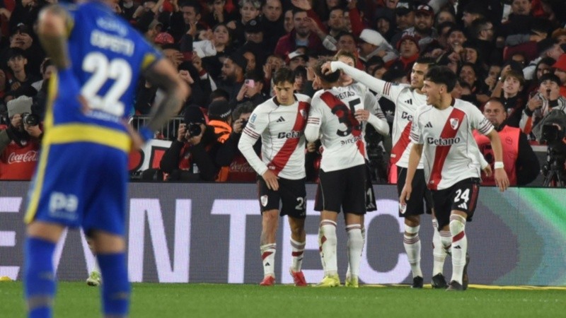 Rosario Central perdió ante River en el Monumental y quedó eliminado en semifinales: el equipo de Coudet va por el título