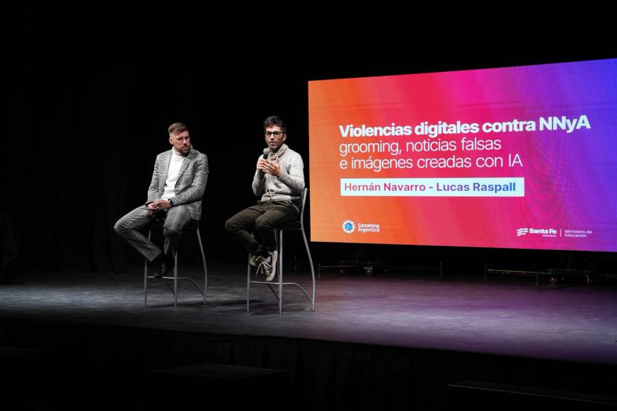 Más de 1.500 directivos, docentes y familias participaron en charlas sobre violencias digitales