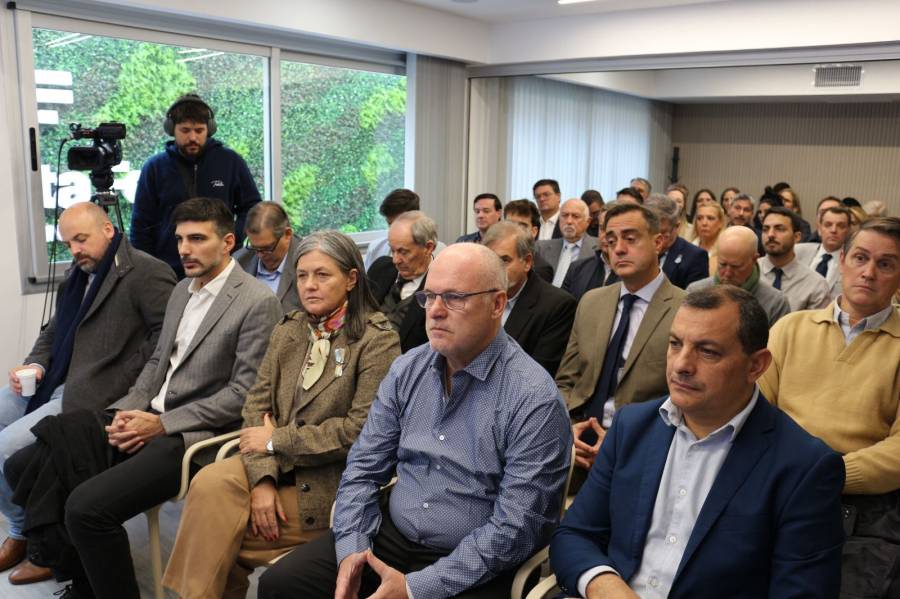Hidrovía: Rosario se consolida como el gran hub de la logística multimodal del país