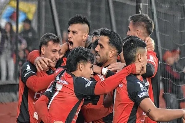 Colón ante Mitre de Santiago del Estero haría uno o dos cambios
