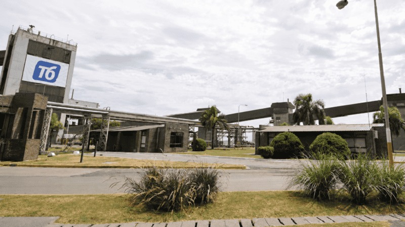 Murió un camionero tras ser atropellado por otro camión en la playa de Terminal 6 