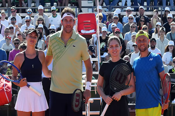 Juan Martín del Potro volvió a jugar al tenis en una exhibición