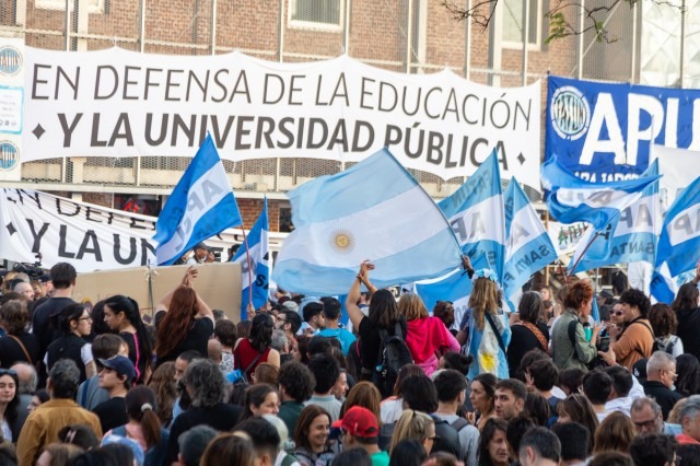 Universitarios convocan a un paro nacional de cinco días