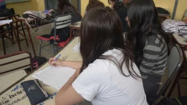 Desde este lunes se puede solicitar la beca educativa de $100.000 en Santa Fe