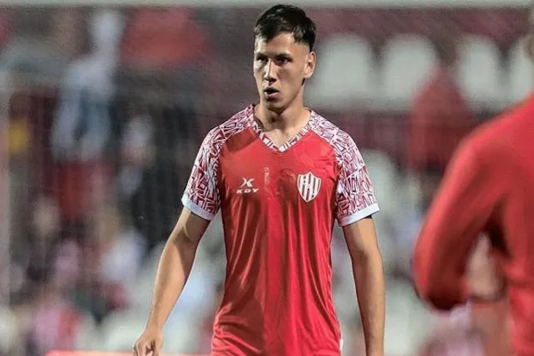 Enzo Roldán rescindirá su contrato con Unión