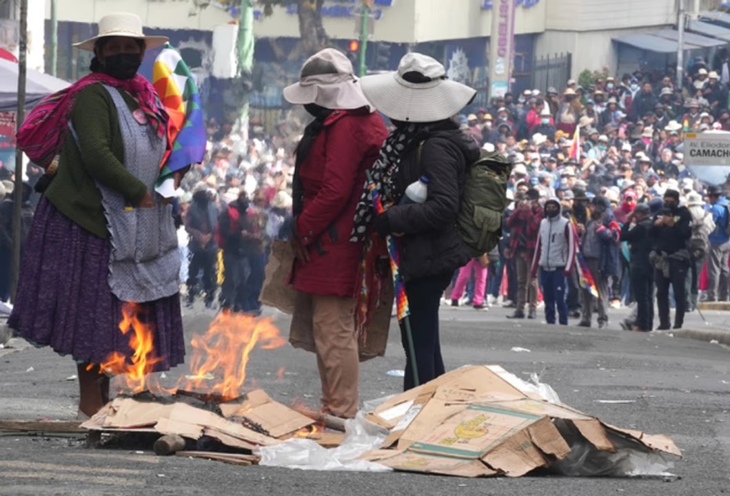 Bolivia: organizaciones sociales abren una vía de diálogo tras más de un mes de bloqueos