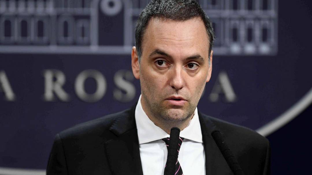 Caso Adorni: ¿Qué es una moción de censura?