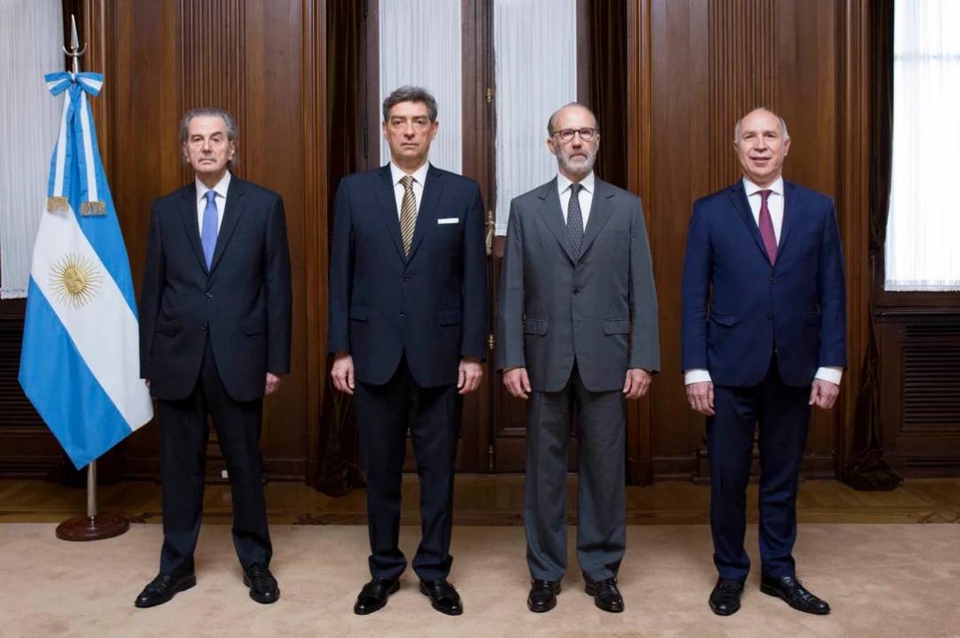 El Gobierno oficializó la flexibilización del trámite para designar jueces de la Corte Suprema