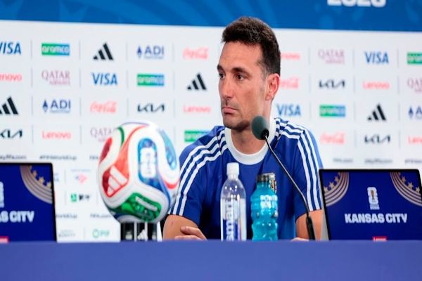 Mundial 2026: Scaloni presenta una sorpresa en la defensa