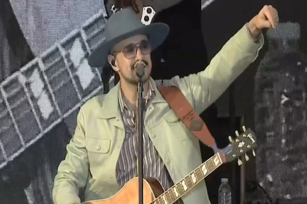 Día de la Bandera:  Abel Pintos cantó en Rosario