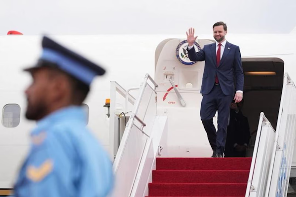 Irán y EE.UU. negocian la paz en Suiza tras una crítica escalada militar