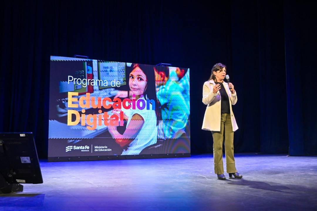 Educación Digital: Provincia capacita a más de 4 mil docentes