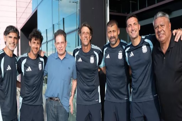 Un famoso cantante sorprendió a la selección argentina en Miami