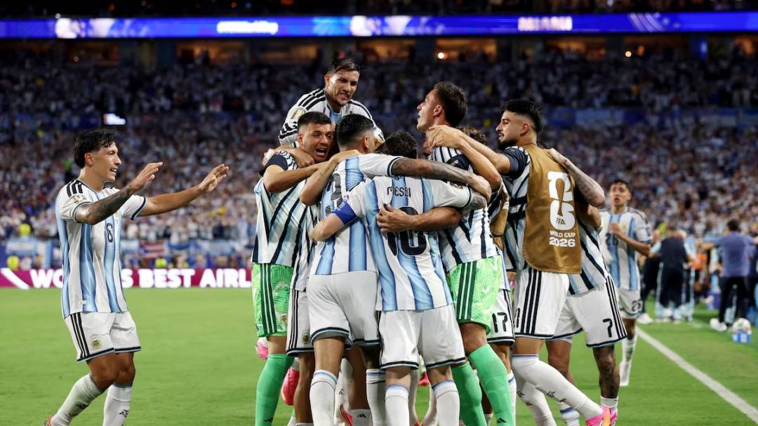 En un partido infartante, Argentina derrotó a Cabo Verde y jugará con Egipto
