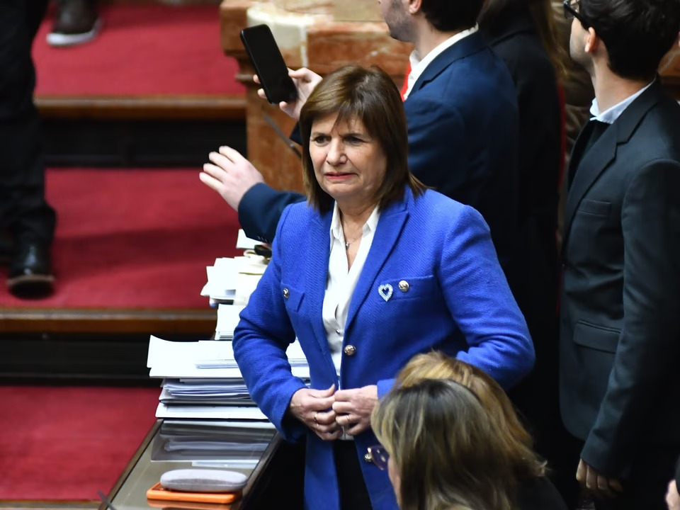 La Libertad Avanza busca acuerdo para sesionar la próxima semana y tratar propiedad privada