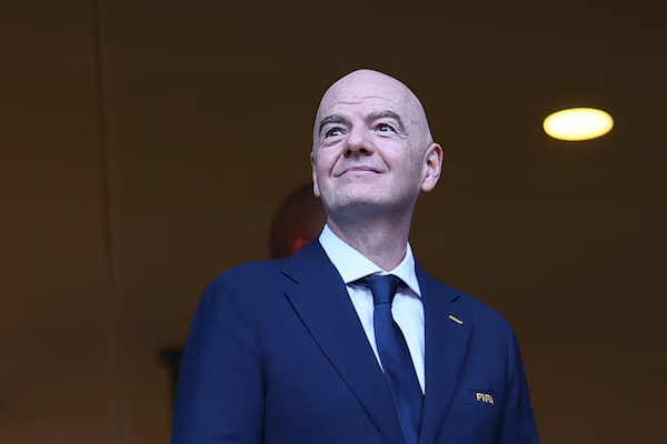 Gianni Infantino habló sobre el caso Balogun