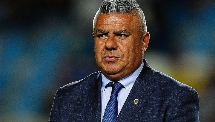 La Justicia de Estados Unidos incautó el celular de Chiqui Tapia y fue citado a declarar