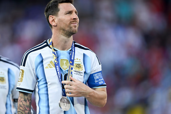 El artículo de la página del Balón de Oro y la posibilidad de que lo gane Messi