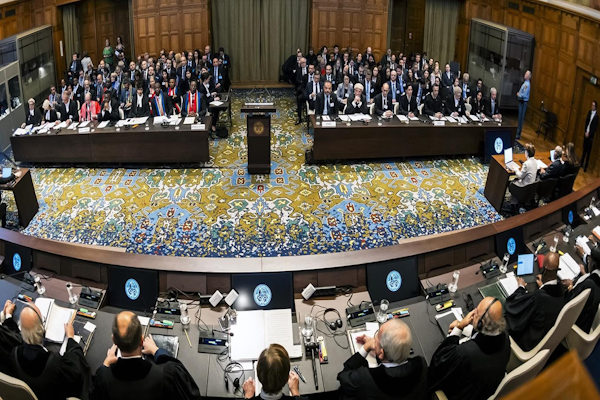 Venezuela avisó su retiro de la Corte Penal Internacional de La Haya