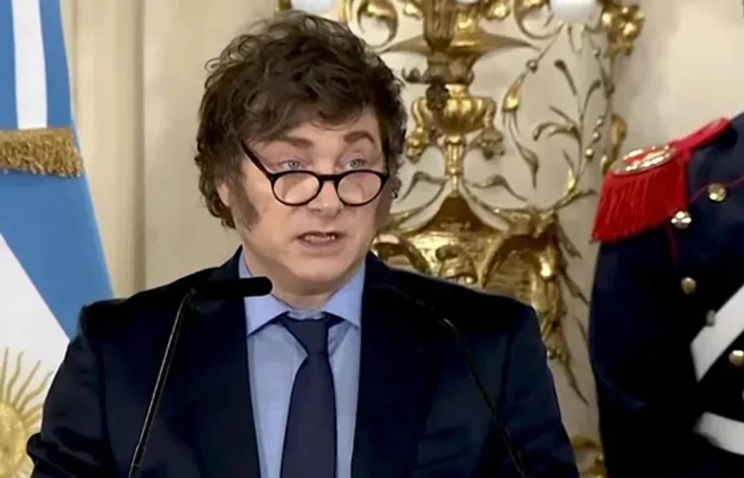 El Gobierno expulsará o impedirá el ingreso al país de extranjeros que inciten el odio contra la Argentina