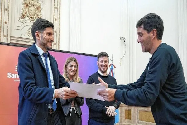 Suramericanos Santa Fe 2026: Pullaro reconoció a Los Leones como embajadores