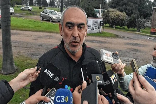 Delfino habló del desafío que es volver a Colón