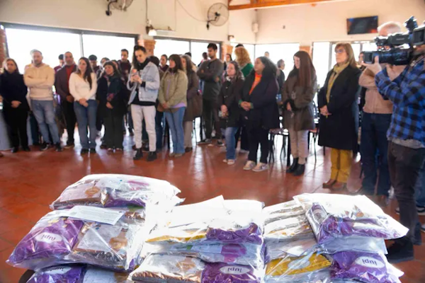 La UNL lanzó combos de alimentos nutritivos 