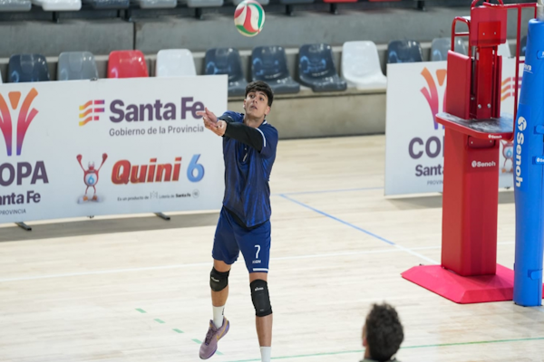 Invencible Rosario: La Copa Santa Fe de vóley masculino inauguró el estadio