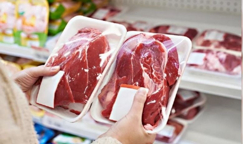 El consumo de carne vacuna se desplomó en Argentina: cada persona come casi 5 kilos menos