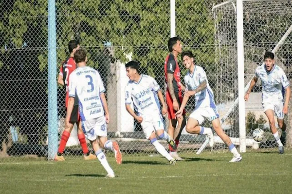Colón perdió ante Atlético Rafaela y está más lejos de los playoffs