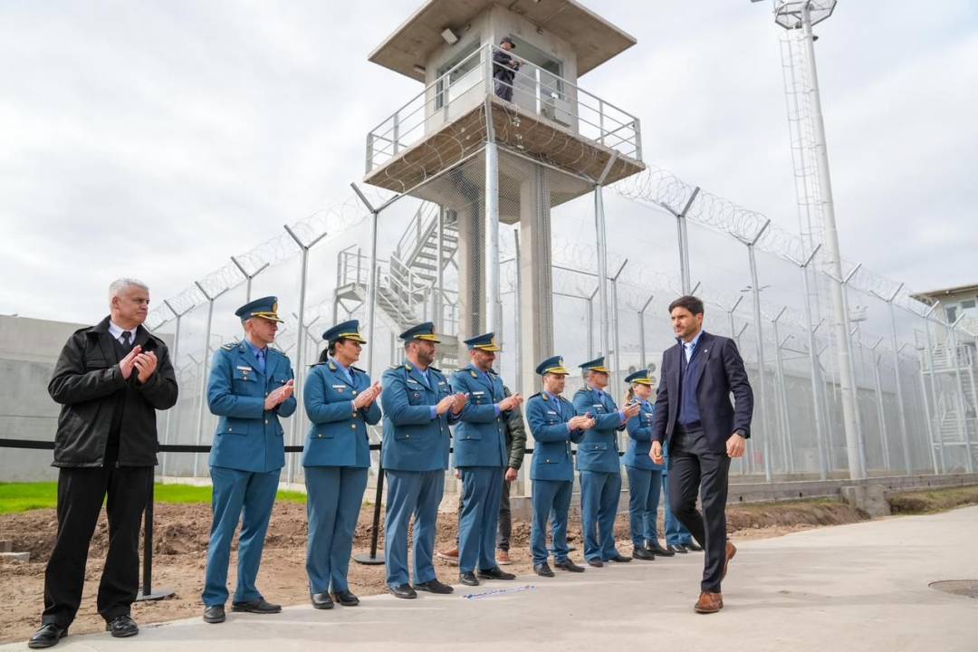 Pullaro inauguró la Unidad Penitenciaria de Recreo y convocó a “terminar con el garantismo bobo” 