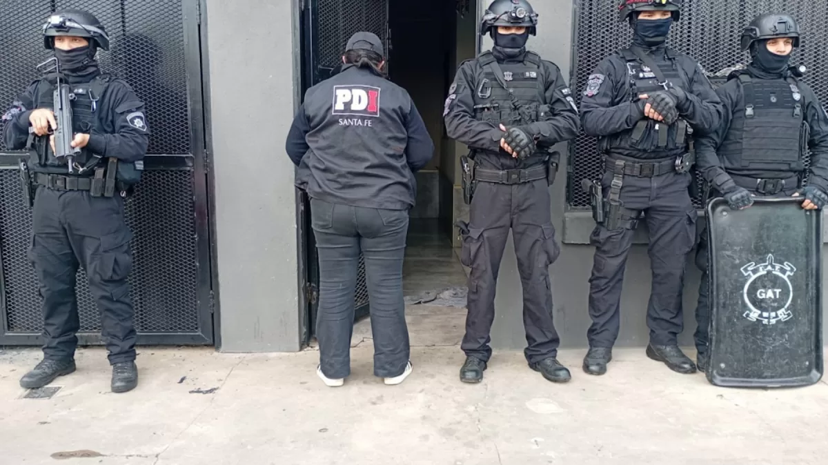 La información aportada por el sistema Lince y el análisis de cámaras de seguridad permitieron identificar a las personas sospechosas. - Prensa GSF