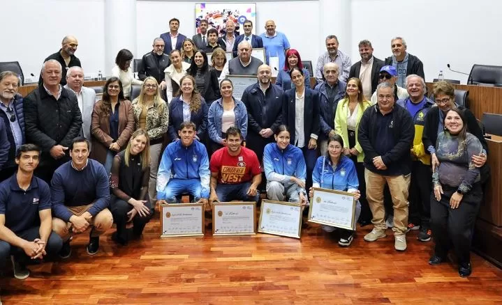 El Concejo Municipal reconoció a deportistas y clubes que fueron parte de los Juegos Suramericanos Santa Fe 2026