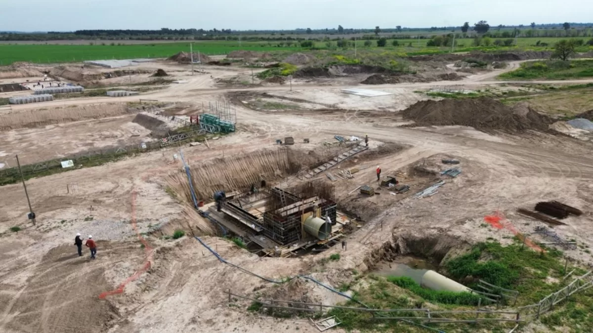 Entra en su etapa final una fase clave del cruce bajo la Autopista Rosario-Santa Fe
