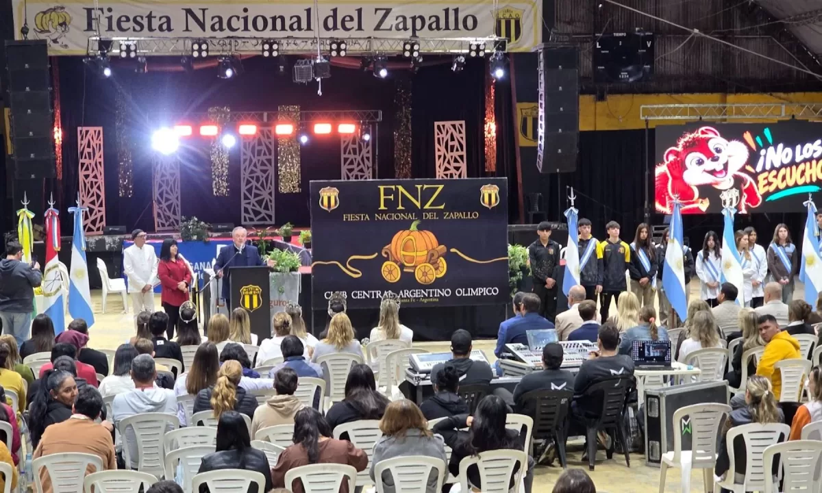 Michlig acompañó la apertura y acercó aportes gubernamentales