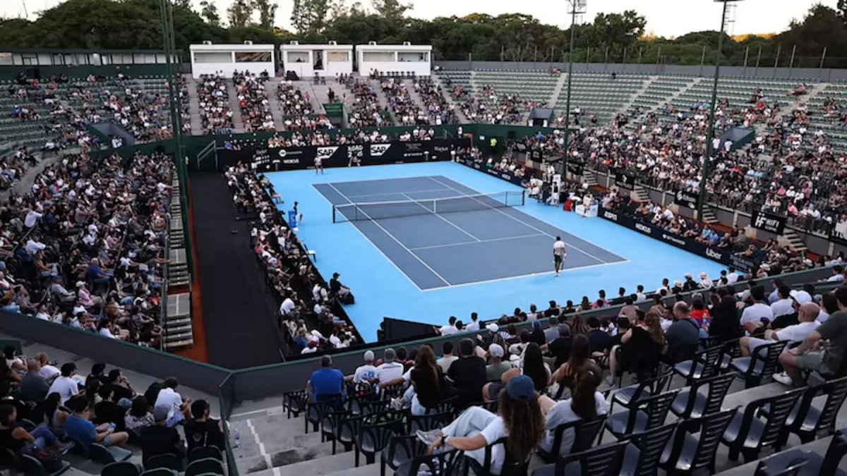 Ocho Top 100 llegan para cerrar el año en la cancha Guillermo Vilas del Buenos Aires Lawn Tennis Club. - Infobae